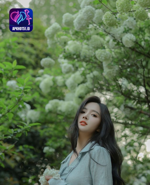 Elaine-hot51