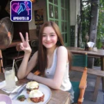 Alice Thompson di Hot51 APK Live Streaming 2026