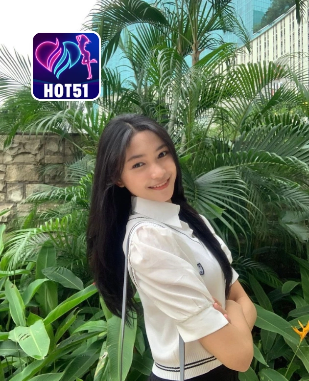 Nora Mitchell-HOT51