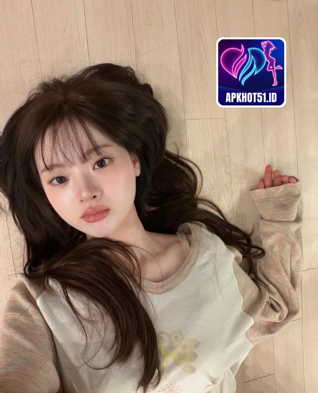 Olivia Carter APKHOT51.ID