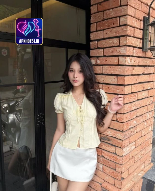 Lily King-apkhot51.id